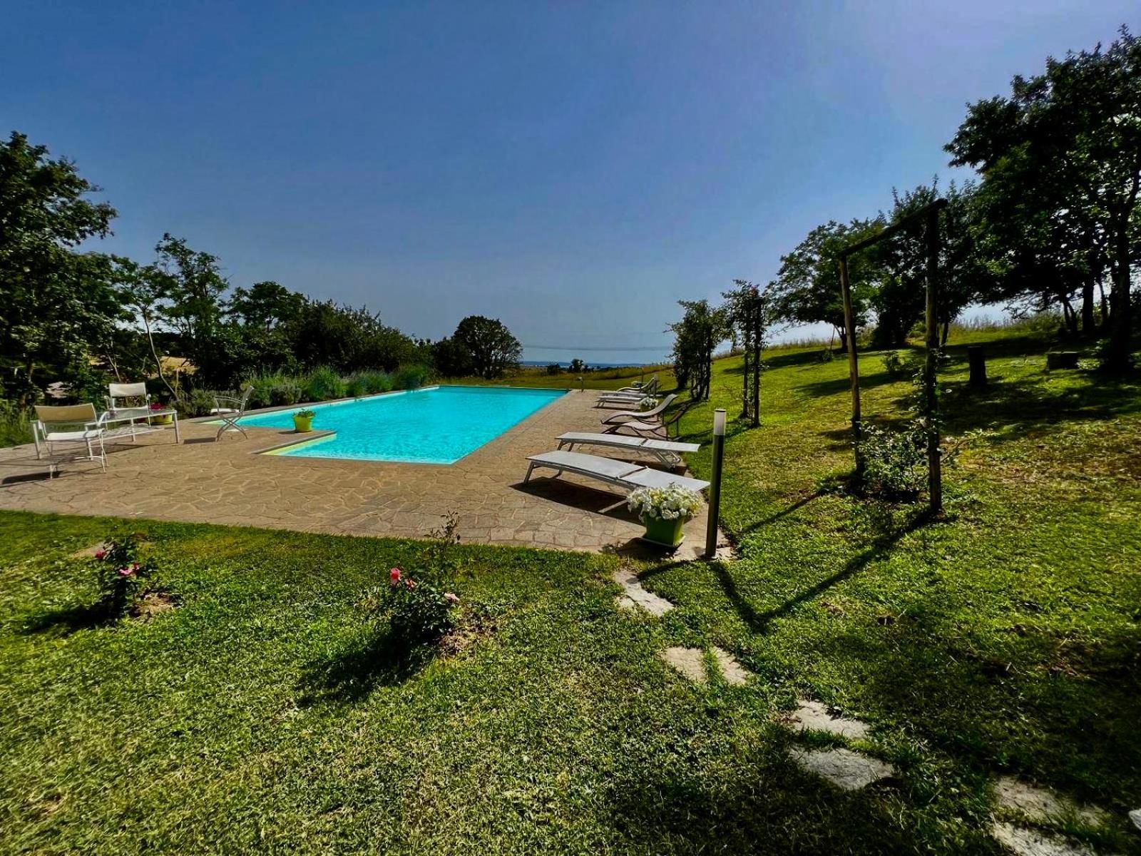 Collina Blu Bed & Breakfast บอลเซนา ภายนอก รูปภาพ